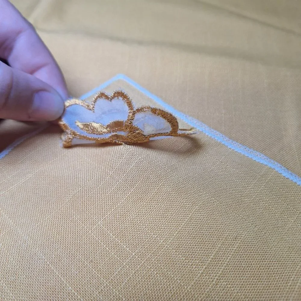 Retro Cloth Napkins Placemats Vintage Yellow Flower 16x11 inches‎ Granny Dining